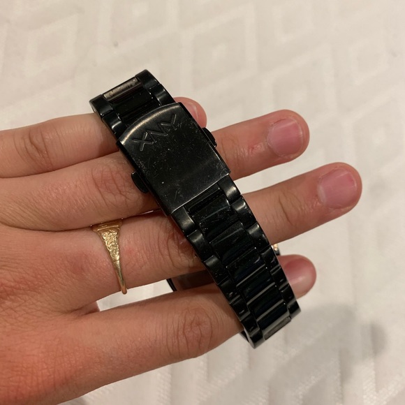 XNY Watch - Picture 2 of 3